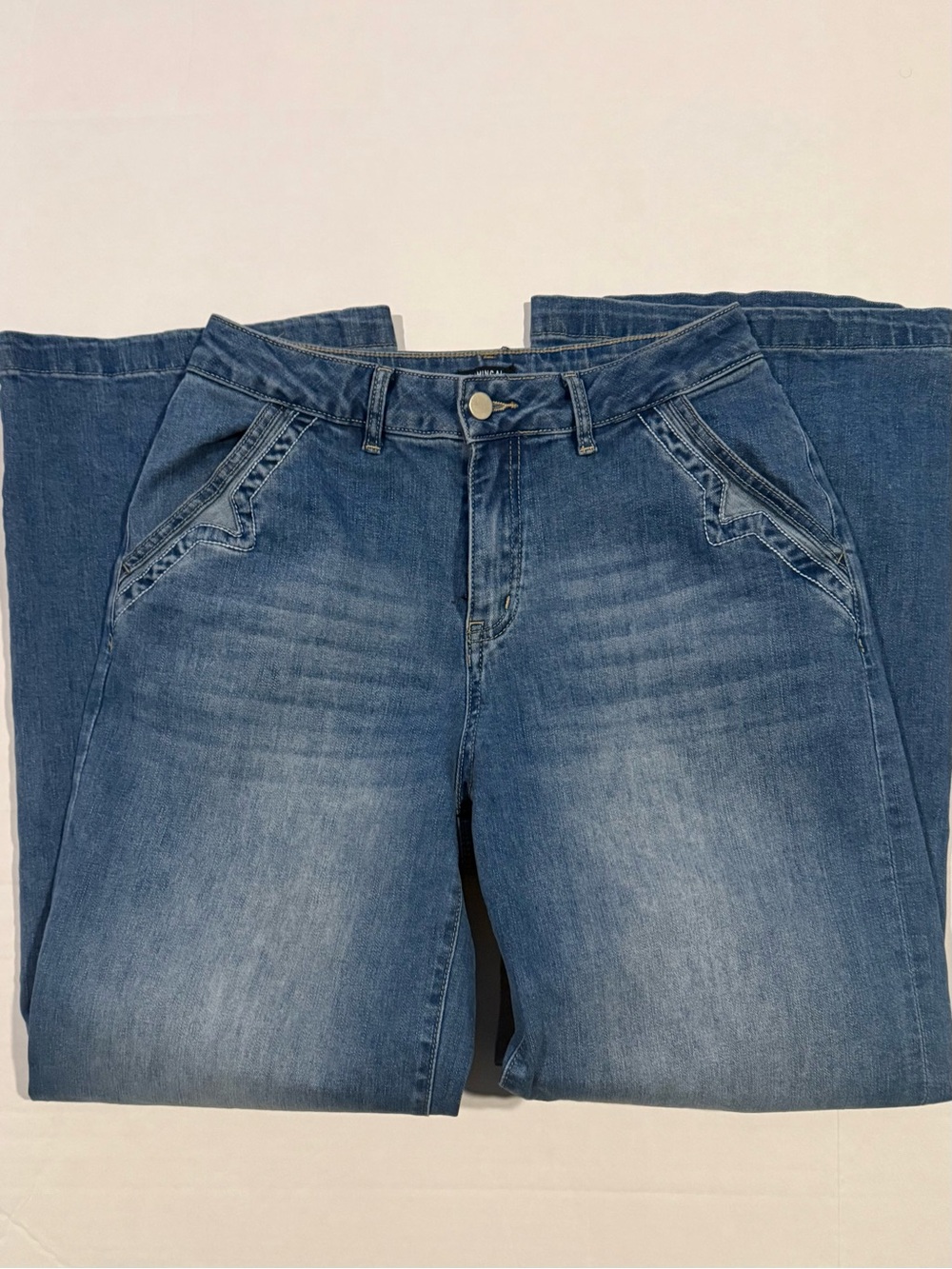 Flamingals Casual Wide-Leg Blue Jeans with Subtle Fading